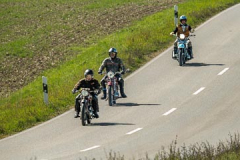 261_EJ0_5977